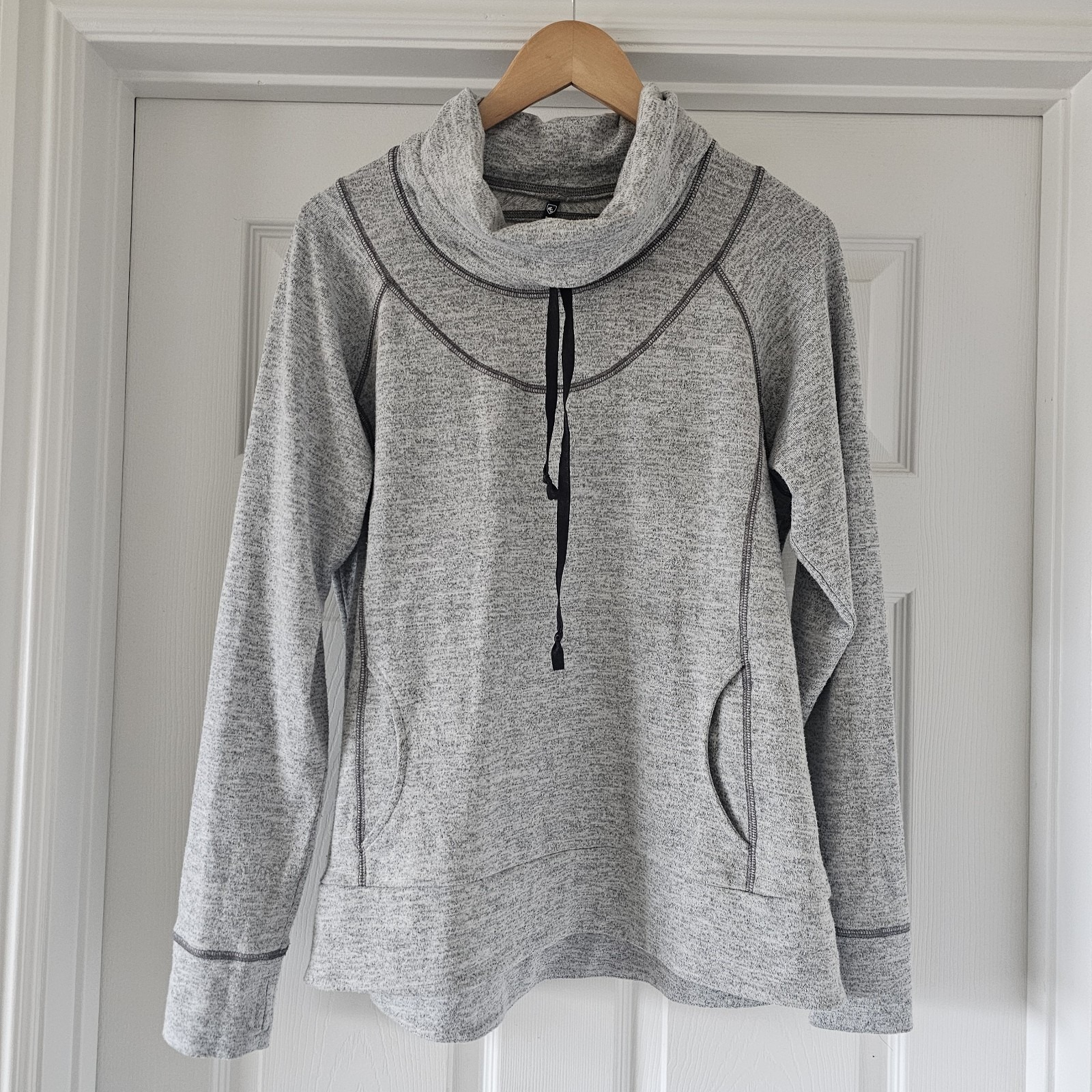 Kuhl Sz Large Lea Pullover Sweater Light Ash Gray Cowl Neck Womens #44